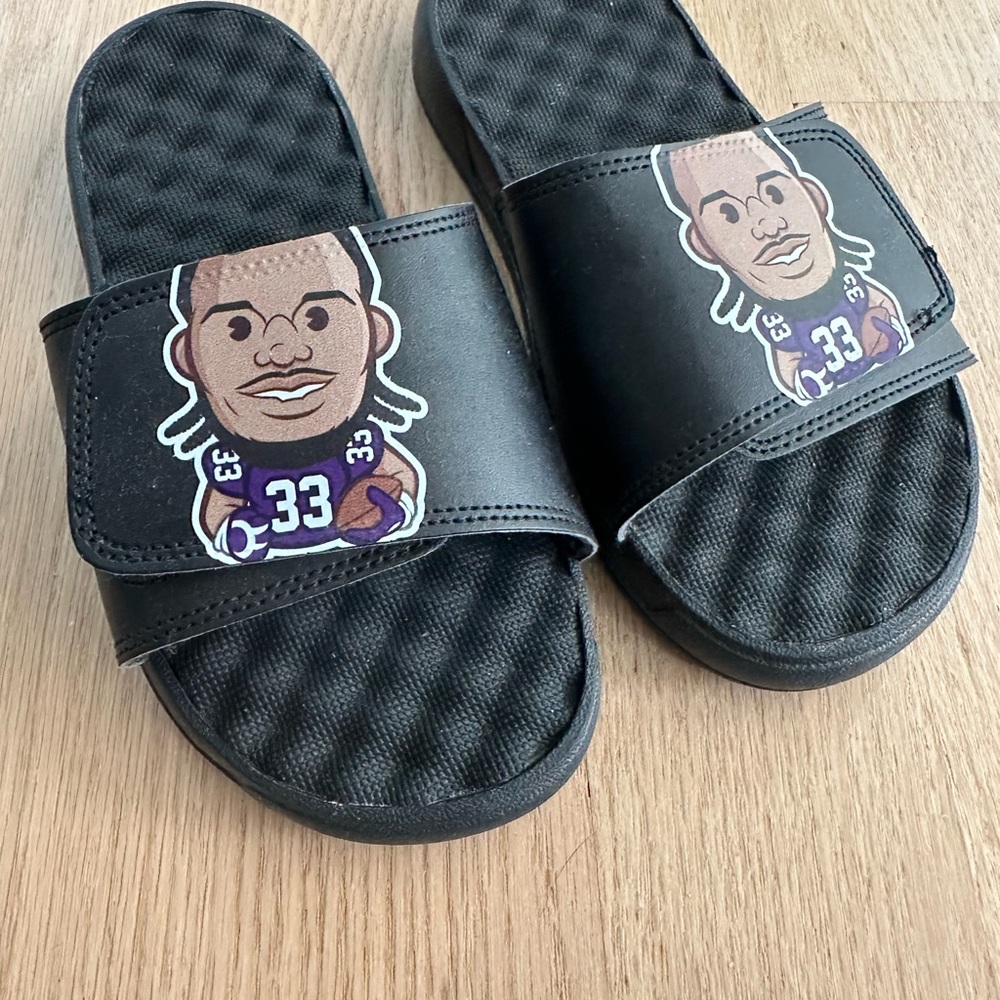 Kids Dalvin Cook Black Slide Sandals Youth Size 3